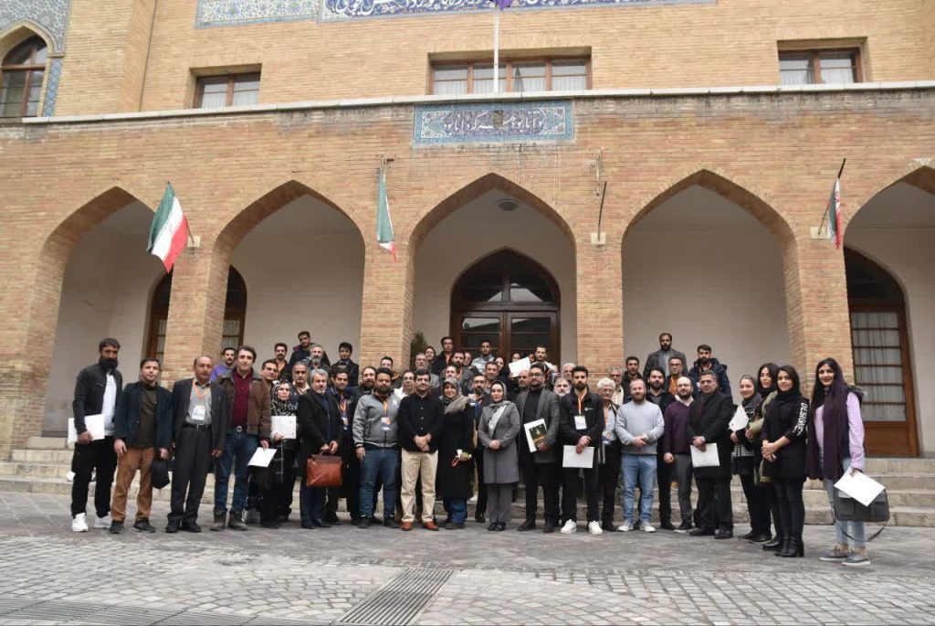 خدمات آموزشی